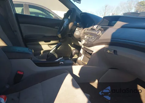 2010 Honda Accord 2.4 Lx from USA, damaged, VIN 1HGCP2F36AA101630